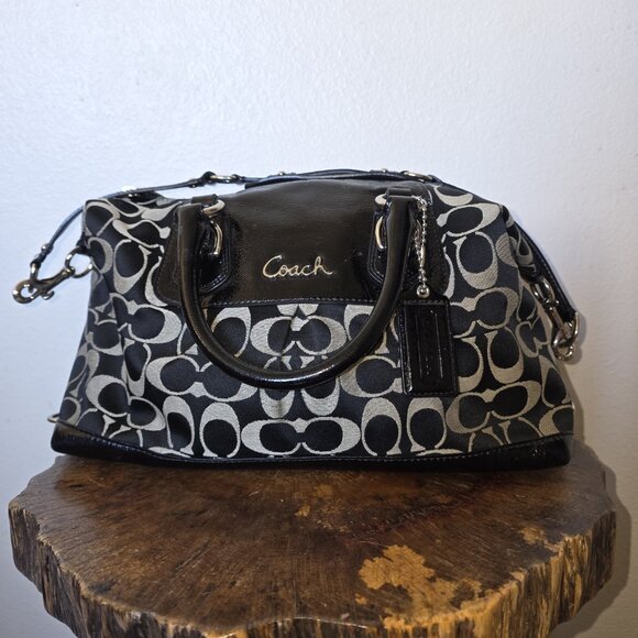 Coach Ashley Black Signature C Patent Leather Satchel F15443 Convertible Bag - Picture 9 of 16